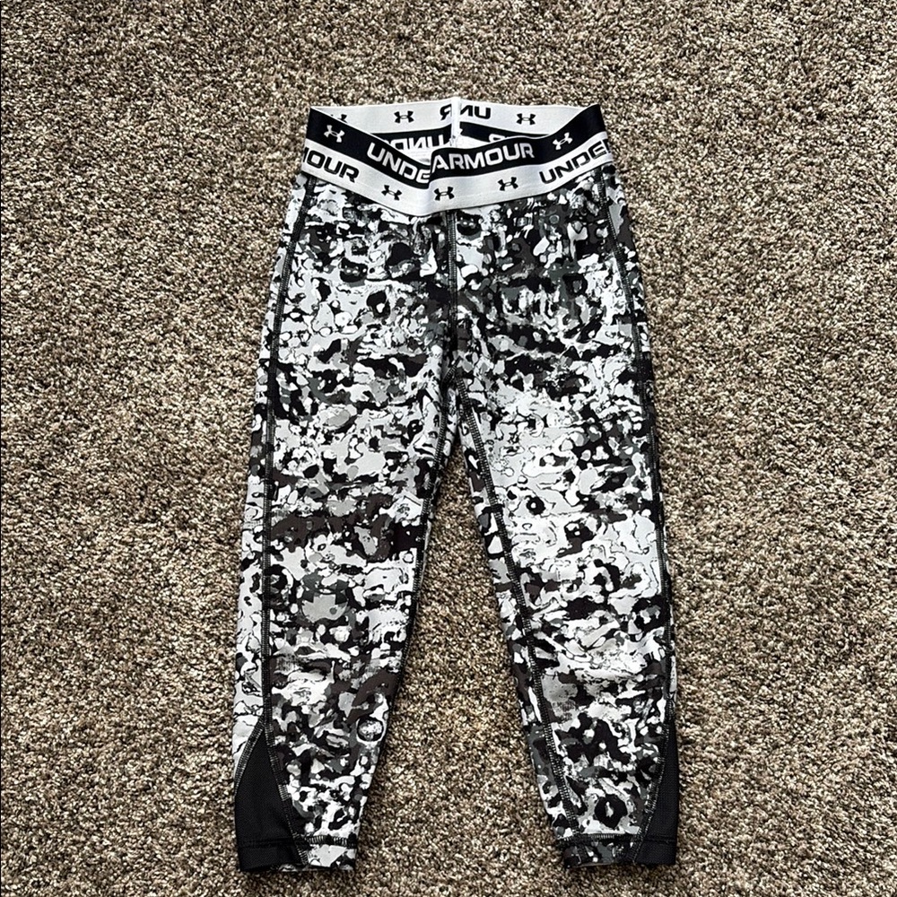 Under Armour Black and Gray leggings